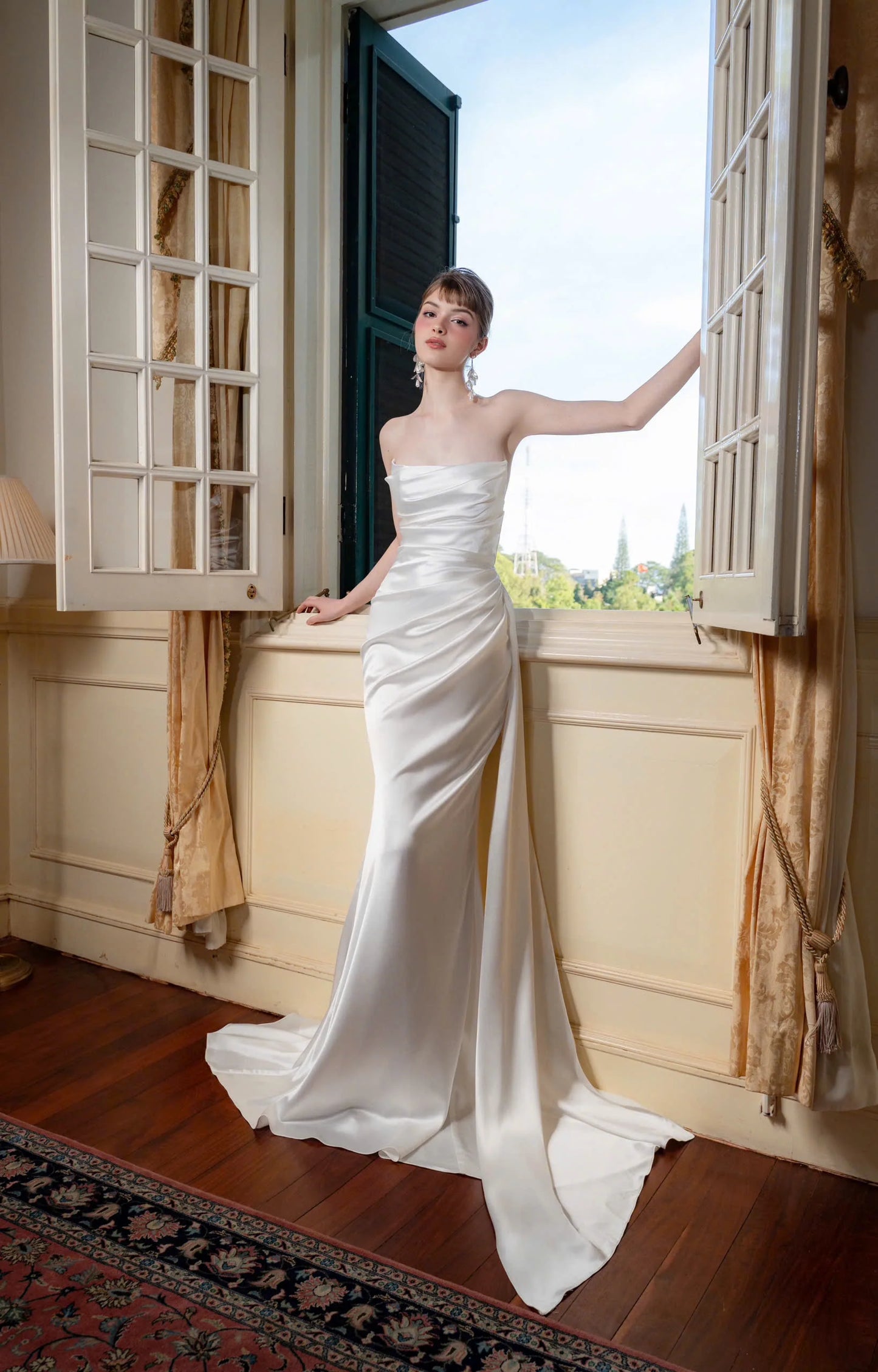 KATHERINE GOWN
